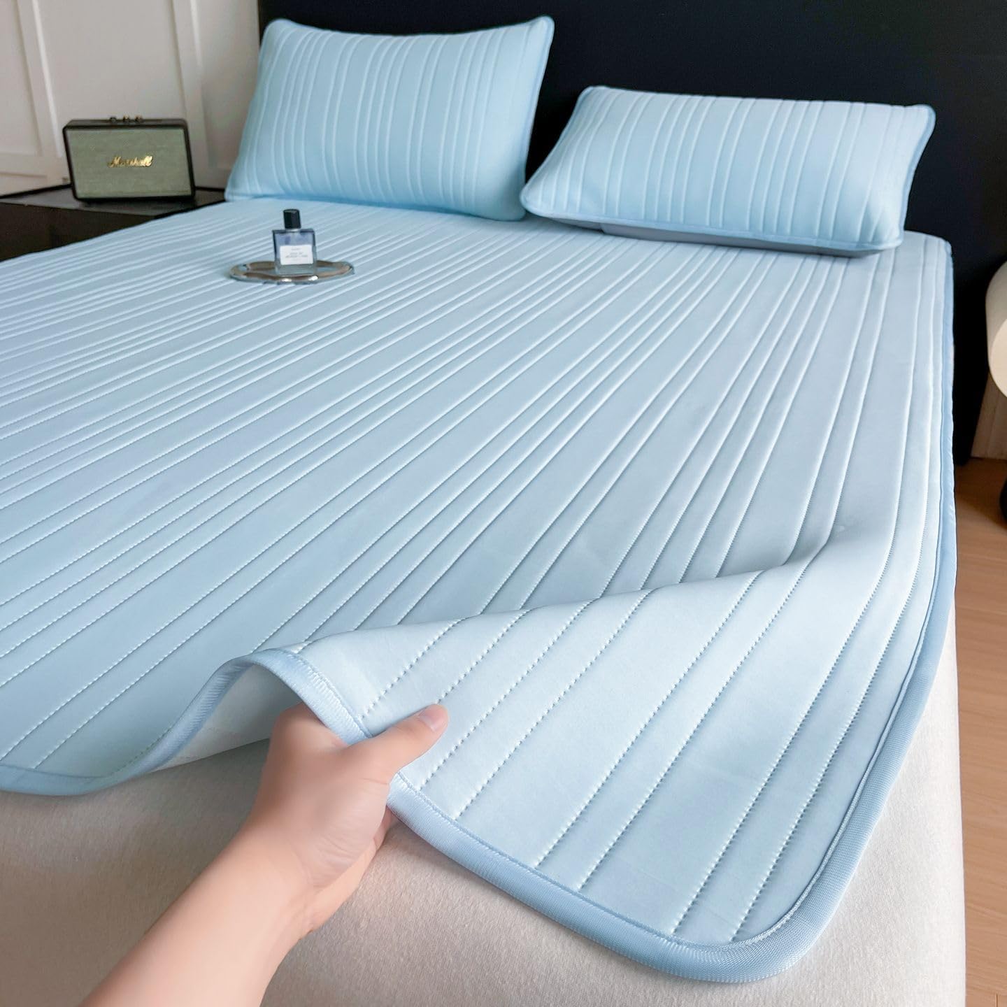 Amazon｜AIMECO ひんやり冷感 敷きパッド シングル 夏用 涼感 冷たい